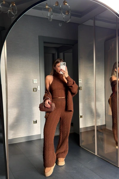 ACI KAHVE ÜÇLÜ SAÇ ÖRGÜ DESEN TRİKO TAKIM