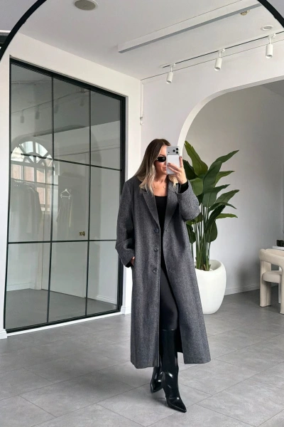 ANTRASİT BALIK SIRTI DÜĞMELİ UZUN KABAN