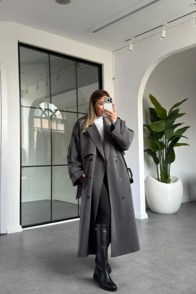 Antrasit Düğmeli Manşet Detay Kuşaklı Trençkot