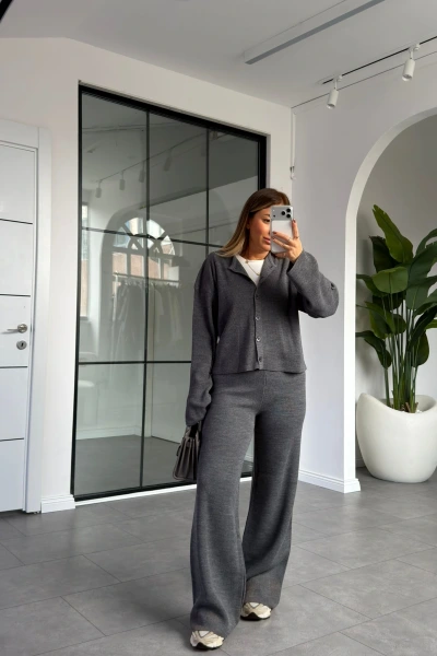 ANTRASİT FİTİLLİ TRİKO TAKIM