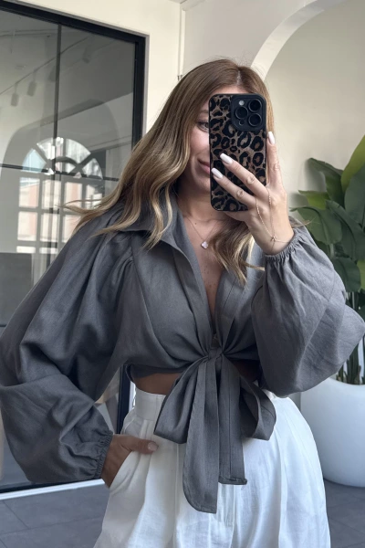 HAKİ RENK BAĞLAMA DETAY GÖMLEK