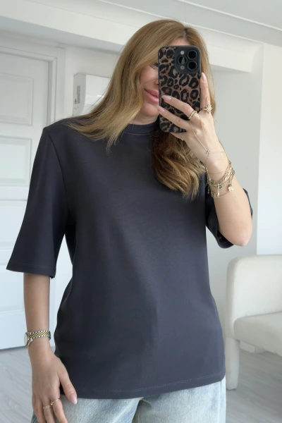 Antrasit Vatkalı Massimo Marka Model T-shirt