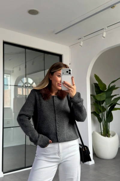 ANTRASİT YAKASI KÜRKLÜ HIRKA