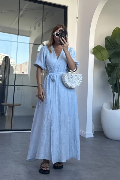 BEBE MAVİ KRUVAZE BAĞLAMALI MÜSLİN ELBİSE