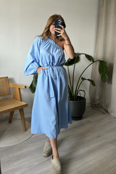Bebe Mavi Tek Kol Kuşaklı Poplin Elbise