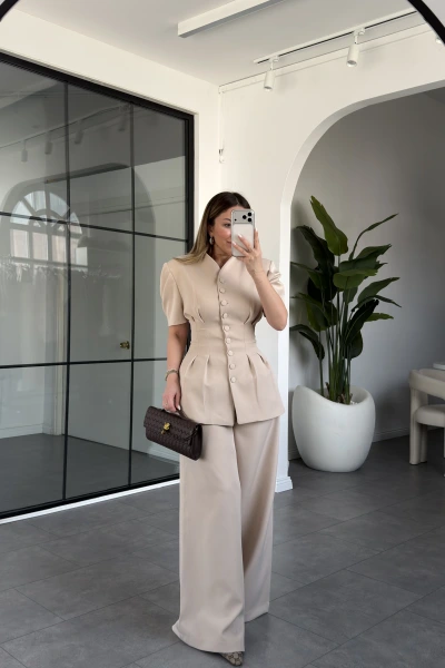 BEJ BELDEN OTURTMALI PANTOLONLU TAKIM