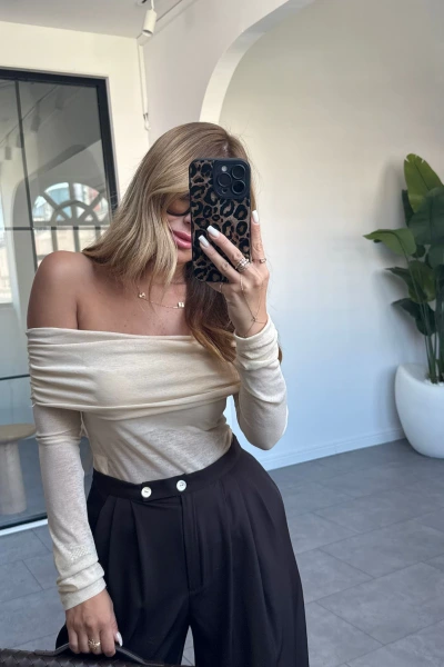 BEJ MADONNA YAKA TRANSPARAN BLUZ