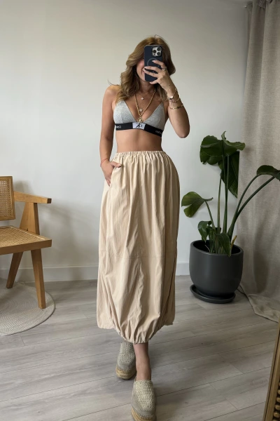 Bej Tensel Yumuşacık Dokulu Etek Ucu Lastikli Etek