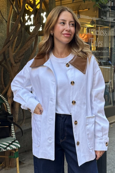 Beyaz Deri Yaka Marka Model Astarlı Ceket