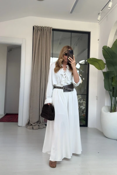 BEYAZ FIRFIR DETAY ETEKLİ TAKIM