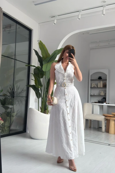 Beyaz Fisto Gold Düğme Detay Kemerli Elbise