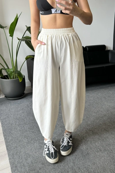 Beyaz Gabardin Balon Model Pantolon