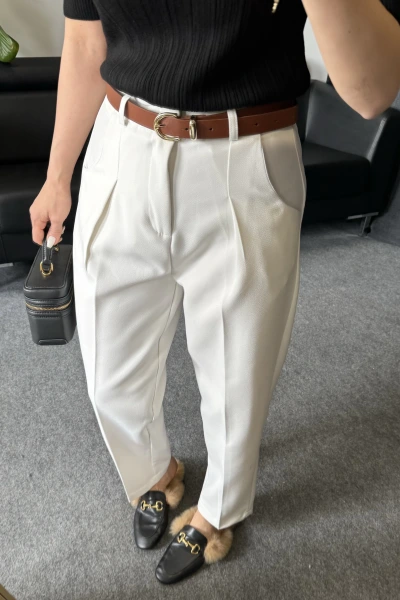 Beyaz Kemerli Premium Kumaş Pantolon