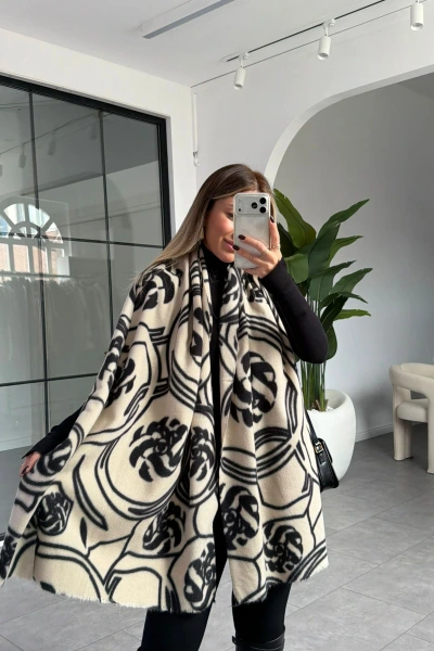 BEYAZ SİYAH YUMUŞACIK DOKULU ZARAFET ŞAL