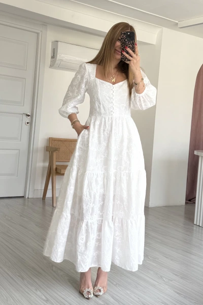 Beyaz Uzun Fisto Elbise