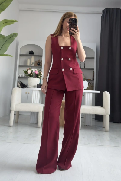 Bordo Düğmeleri Taş Detaylı Yelekli Takım