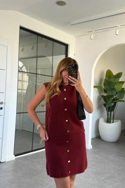 BORDO GOLD DÜĞME DETAYLI TRİKO ETEK BLUZ TAKIM