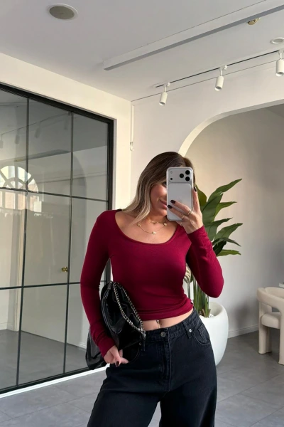 BORDO OYSH MARKA U YAKA BLUZ