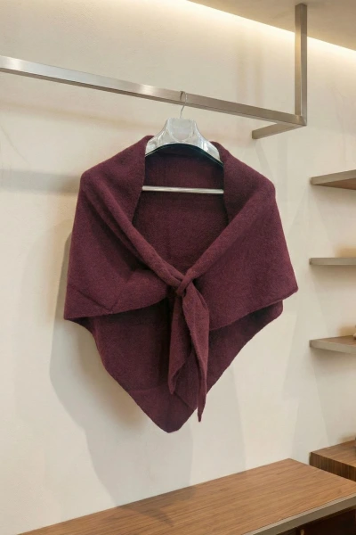 BORDO ÜÇGEN İÇTEN GEÇMELİ TRİKO ŞAL