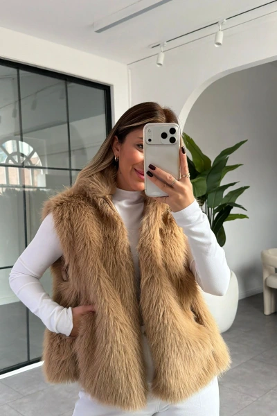 CAMEL FERMUARLI KÜRK YELEK