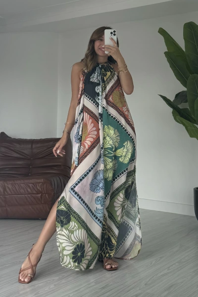 Desenli Bağlama Detay Yırtmaçlı Elbise