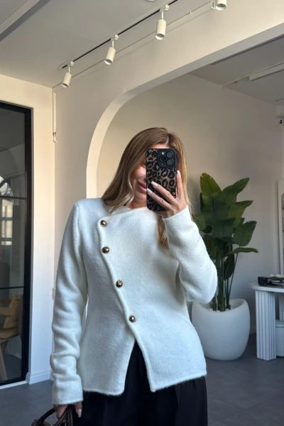 EKRU ÇAPRAZ GOLD DÜĞMELİ HIRKA