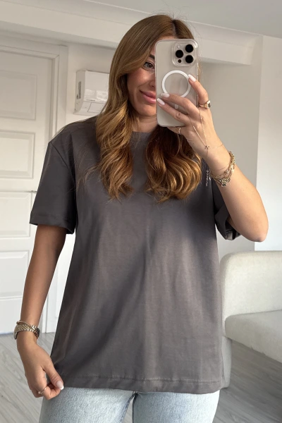 Füme Marka Model Dekoratif Dikişli Pamuklu T-Shirt