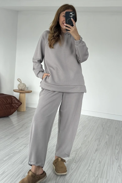 Gri Kapüşonlu Yanı Yırtmaçlı Takım