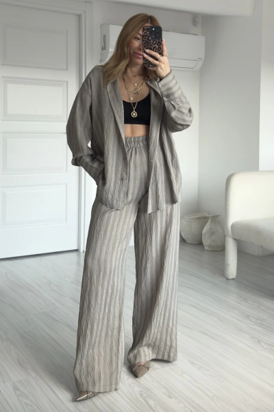 Gri Kendinden Çizgili Takım