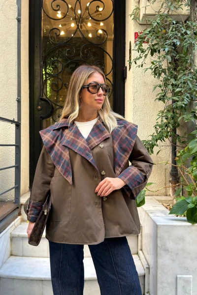 HAKİ EKOSE DESEN ÇİFT TARAFLI FULARLI TRENÇKOT