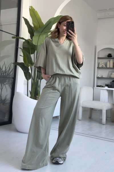 Haki Kısa Kol V Yaka Eşofman Takımı