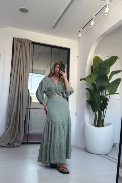 HAKİ MÜSLİN DÜĞÜM DETAY ELBİSE