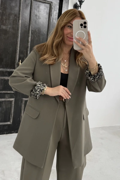 Haki Şal Yaka Leopar Astarlı Ceket