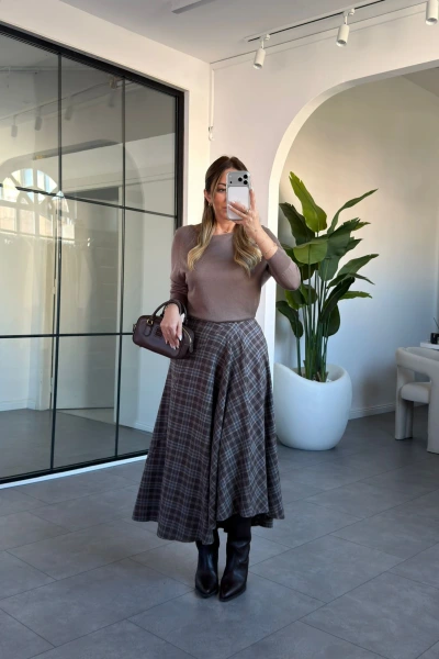 KAHVE ASİMETRİK EKOSE DESEN ETEK