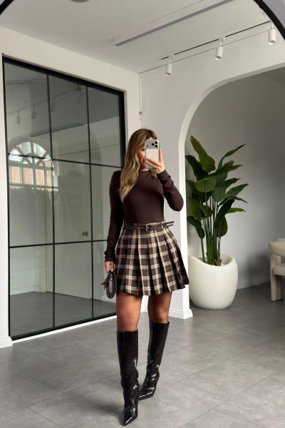 KAHVE EKOSE DESEN PİLELİ MİNİ ETEK