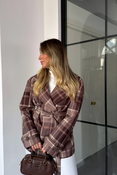 KAHVE EKOSE DESEN TRENÇKOT