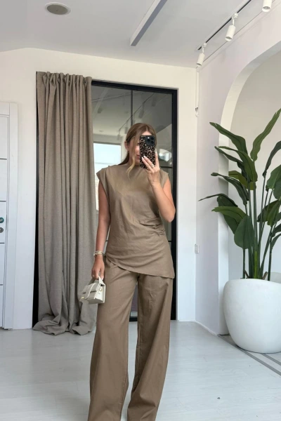 KAHVE KETEN ASİMETRİK BLUZ TAKIM