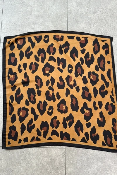 KAHVE LEOPAR DESENLİ ŞAL