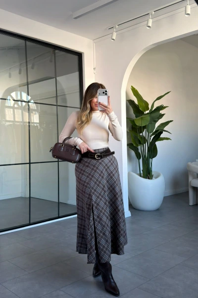 KAHVE MAVİ YIRTMAÇ DETAY KEMERLİ EKOSE ETEK