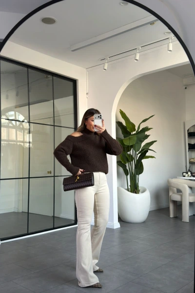 KAHVE OMUZ DETAYLI KAZAK