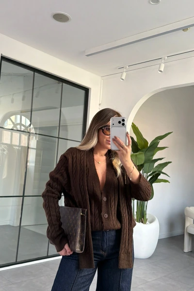 KAHVE ŞAL DETAYLI HIRKA