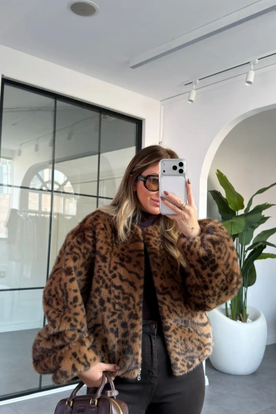 KAHVERENGİ BİSİKLET YAKA PREMİUM KÜRK