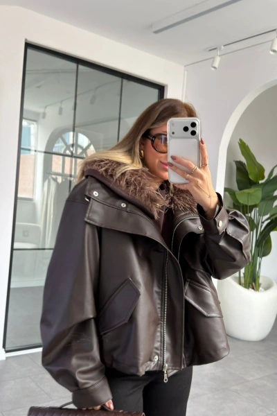 KAHVERENGİ İÇİ KÜRKLÜ DERİ CEKET