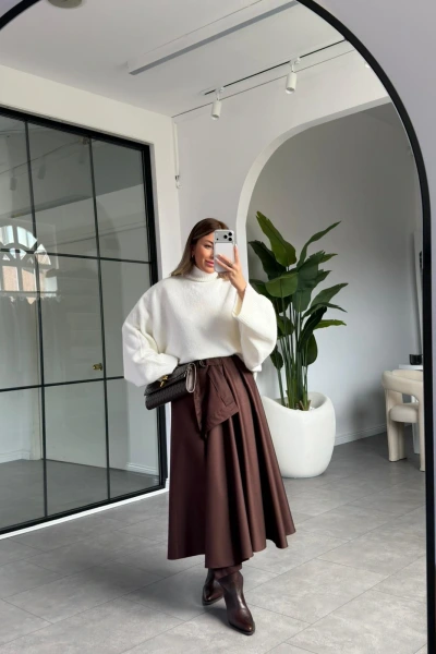 KAHVERENGİ KEMER TOKALI ETEK