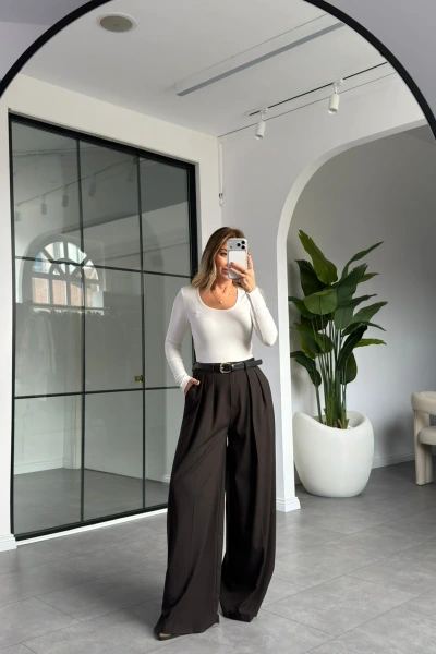 KAHVERENGİ KEMERLİ PİLİLİ PALAZZO PANTOLON