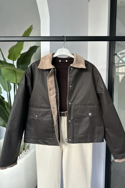 KAHVERENGİ MUMLU KISA TRENÇ