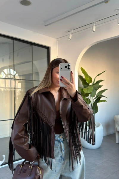 KAHVERENGİ SAÇAKLI TASARIM DERİ CEKET