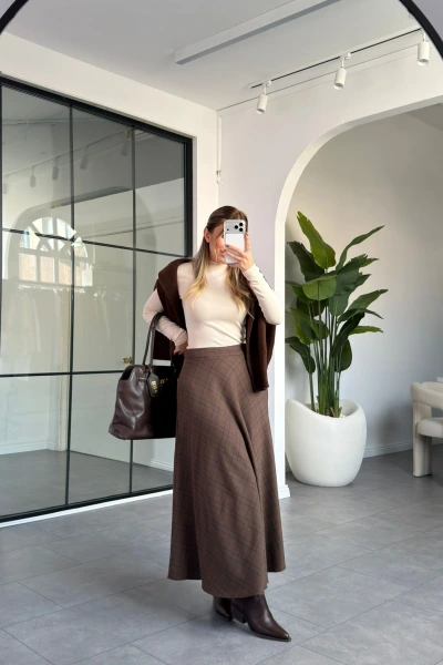 KAHVERENGİ VEREV EKOSE DESEN ETEK