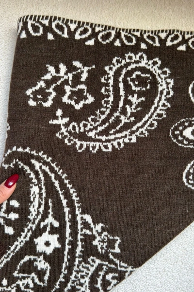 KAHVERENGİ YUMUŞAK DOKULU ÜÇGEN ŞAL