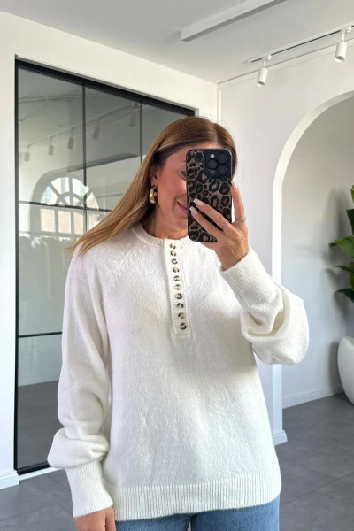 KEMİK PATLI DÜĞMELİ KAZAK